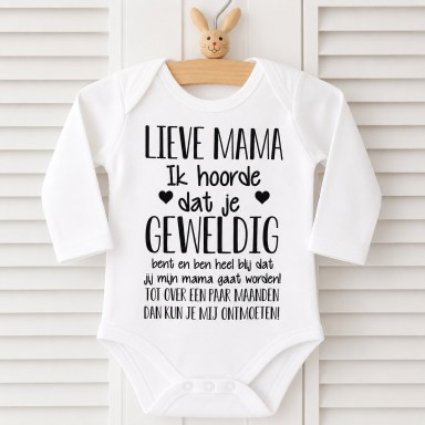 Rompertjes bedrukt teksten Mama 